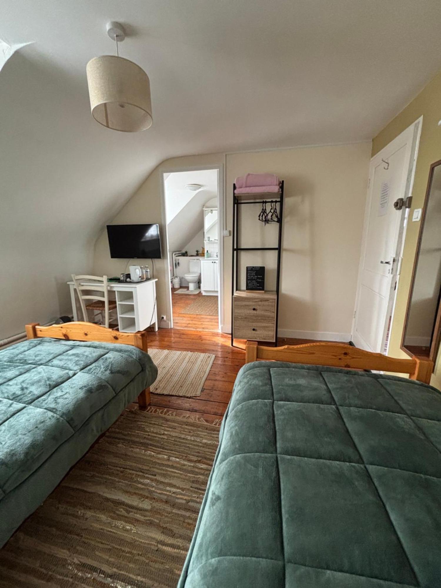 Chambres Dhotes Numero 1 Châteaulin Екстериор снимка